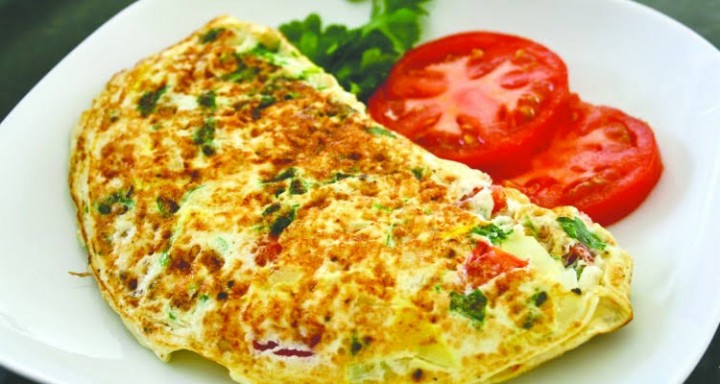 Omelet Bakso/Sosis